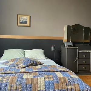 宾馆 瓦康迪罗吉斯法哈洛比旅馆, 根特